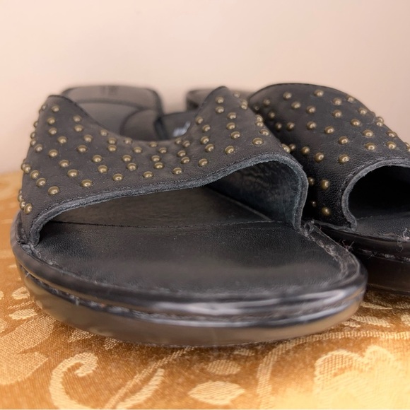 Size 10 Born Brand Black Leather Mule Bronze Studded Accent Slip On 2.5” Heel - Picture 12 of 14